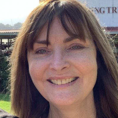 Tracey Head shot Tracey Griffiths
