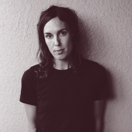 Holly Throsby Holly Throsby headshot